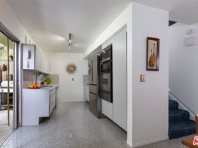 3625 Fredonia Drive 12, Los Angeles CA 90068