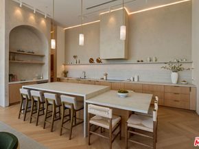 3699 Alta Mesa Drive, Studio City CA 91604