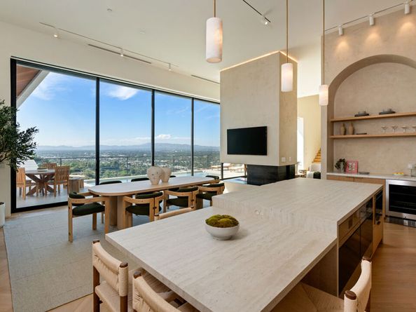 3699 Alta Mesa Drive, Studio City CA 91604
