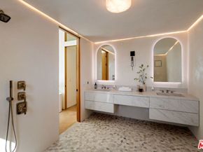 3699 Alta Mesa Drive, Studio City CA 91604