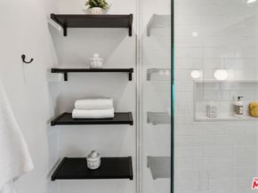 1620 N Stanley Avenue, Los Angeles CA 90046