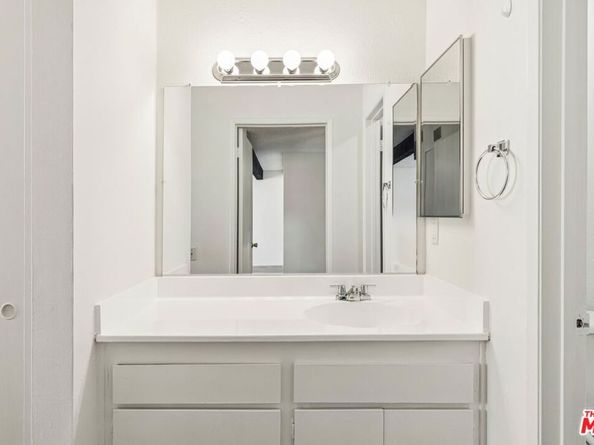 5460 White Oak Avenue A204, Encino CA 91316