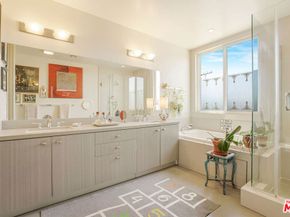 10930 National Boulevard 301, Los Angeles CA 90064