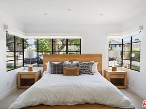 1133 S Cochran Avenue, Los Angeles CA 90019