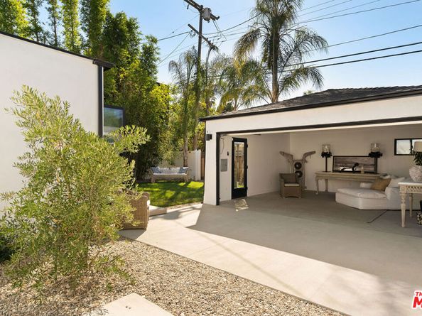 1133 S Cochran Avenue, Los Angeles CA 90019