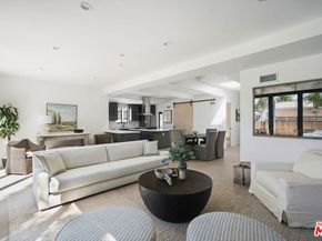 1133 S Cochran Avenue, Los Angeles CA 90019