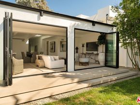 1133 S Cochran Avenue, Los Angeles CA 90019