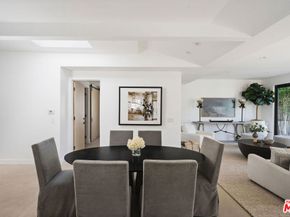 1133 S Cochran Avenue, Los Angeles CA 90019