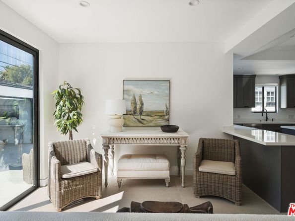 1133 S Cochran Avenue, Los Angeles CA 90019