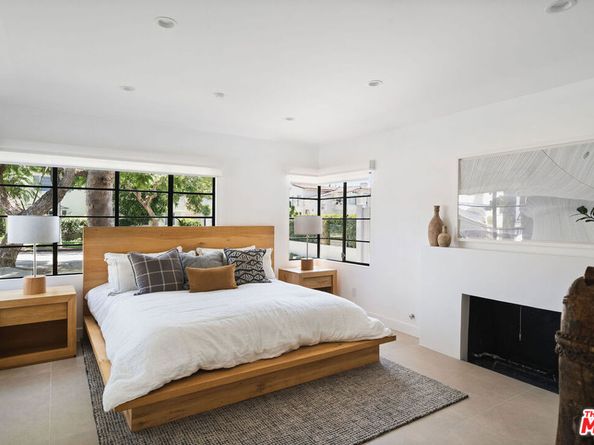 1133 S Cochran Avenue, Los Angeles CA 90019