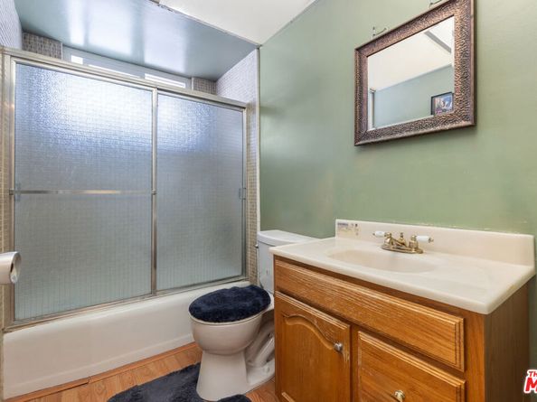 3500 W Manchester Boulevard 30, Inglewood CA 90305