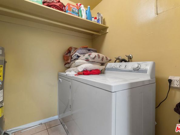 3500 W Manchester Boulevard 30, Inglewood CA 90305