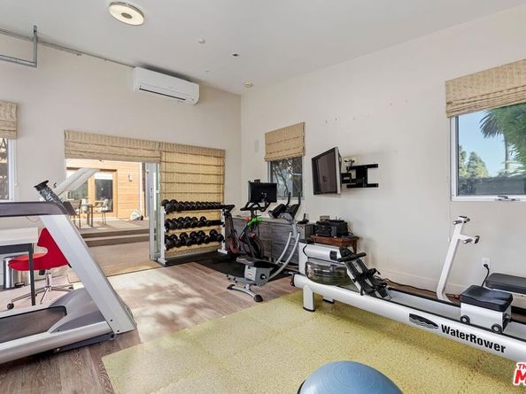 831 Georgina Avenue, Santa Monica CA 90402