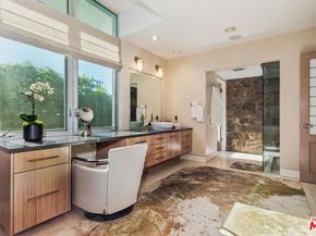 831 Georgina Avenue, Santa Monica CA 90402