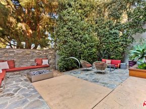 831 Georgina Avenue, Santa Monica CA 90402