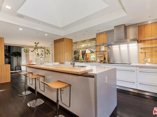 831 Georgina Avenue, Santa Monica CA 90402