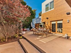 831 Georgina Avenue, Santa Monica CA 90402