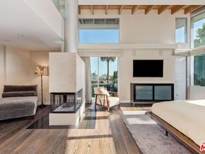 831 Georgina Avenue, Santa Monica CA 90402