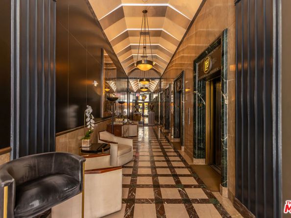 6253 Hollywood Boulevard 501, Los Angeles CA 90028