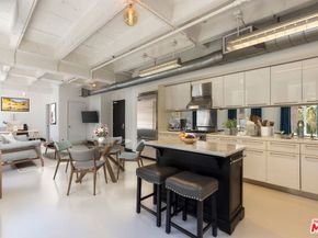 6253 Hollywood Boulevard 501, Los Angeles CA 90028