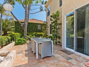 638 Palisades Drive, Pacific Palisades CA 90272