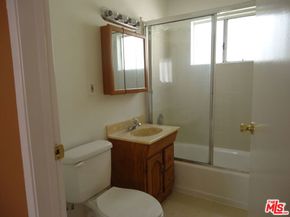 8464 Byrd Avenue, Inglewood CA 90305