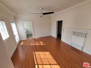 1125 3rd Avenue, Los Angeles CA 90019