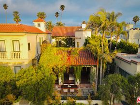 416 Carroll Canal, Venice CA 90291