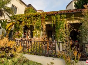 416 Carroll Canal, Venice CA 90291