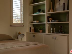 416 Carroll Canal, Venice CA 90291