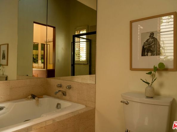416 Carroll Canal, Venice CA 90291