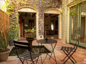 416 Carroll Canal, Venice CA 90291