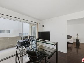 10732 Woodbine Street 3, Los Angeles CA 90034