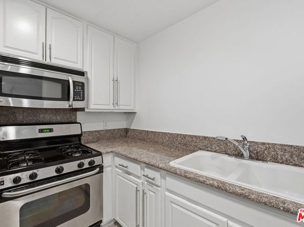 10732 Woodbine Street 3, Los Angeles CA 90034