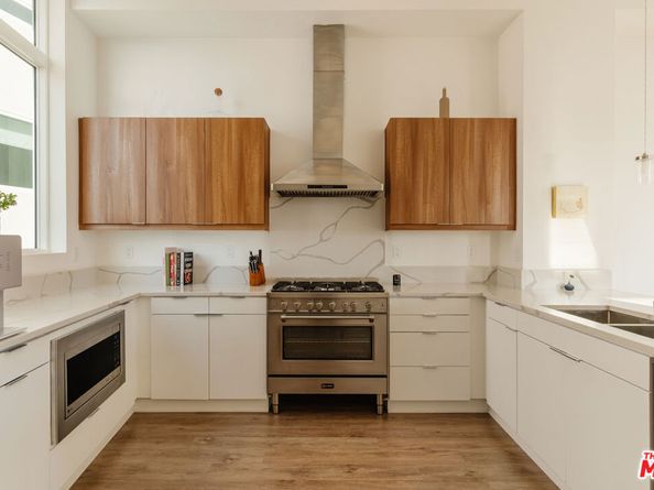 1124 W Panorama Way, Los Angeles CA 90012