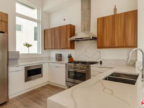 1124 W Panorama Way, Los Angeles CA 90012