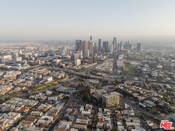1124 W Panorama Way, Los Angeles CA 90012