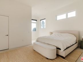 1124 W Panorama Way, Los Angeles CA 90012