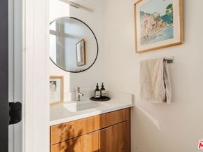 1124 W Panorama Way, Los Angeles CA 90012