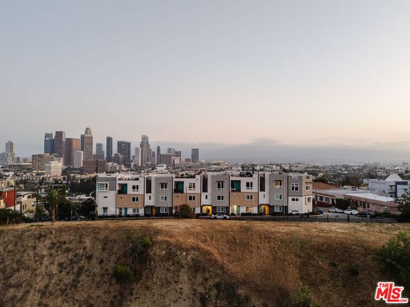 1124 W Panorama Way, Los Angeles CA 90012