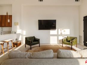 1124 W Panorama Way, Los Angeles CA 90012