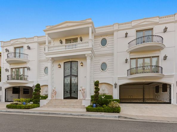 1455 Robmar Drive, Beverly Hills CA 90210