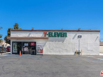 1960 Santa Fe Avenue