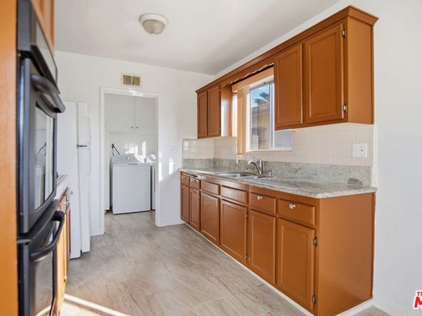 401 E Darlan Street, Gardena CA 90248