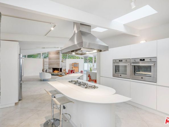 3027 Franklin Canyon Drive, Beverly Hills CA 90210