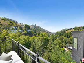 2506 Zorada Drive, Los Angeles CA 90046