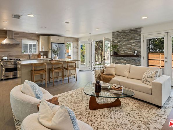 34 Anchorage Street, Venice CA 90292