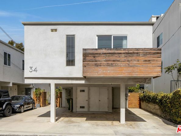 34 Anchorage Street, Venice CA 90292