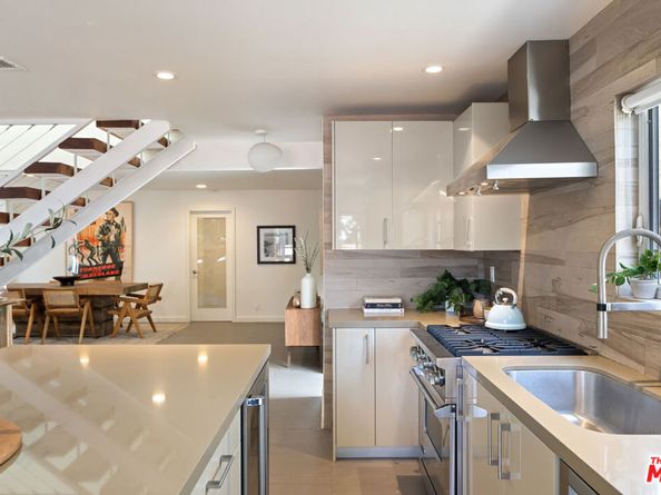 34 Anchorage Street, Venice CA 90292