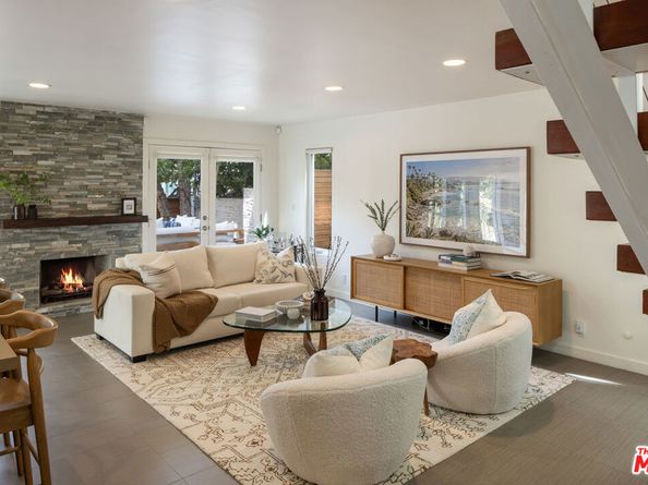 34 Anchorage Street, Venice CA 90292